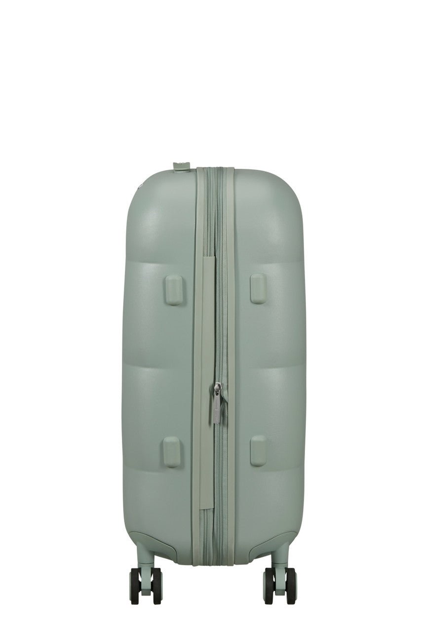 American Tourister Dreami Medium Expandable Spinner 67cm - KaryKase