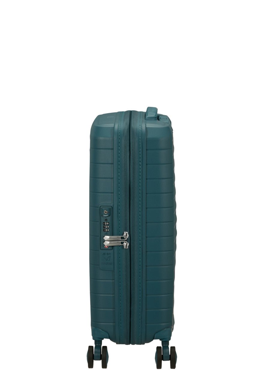 American Tourister FastForward Spinner Expandable 55cm - KaryKase