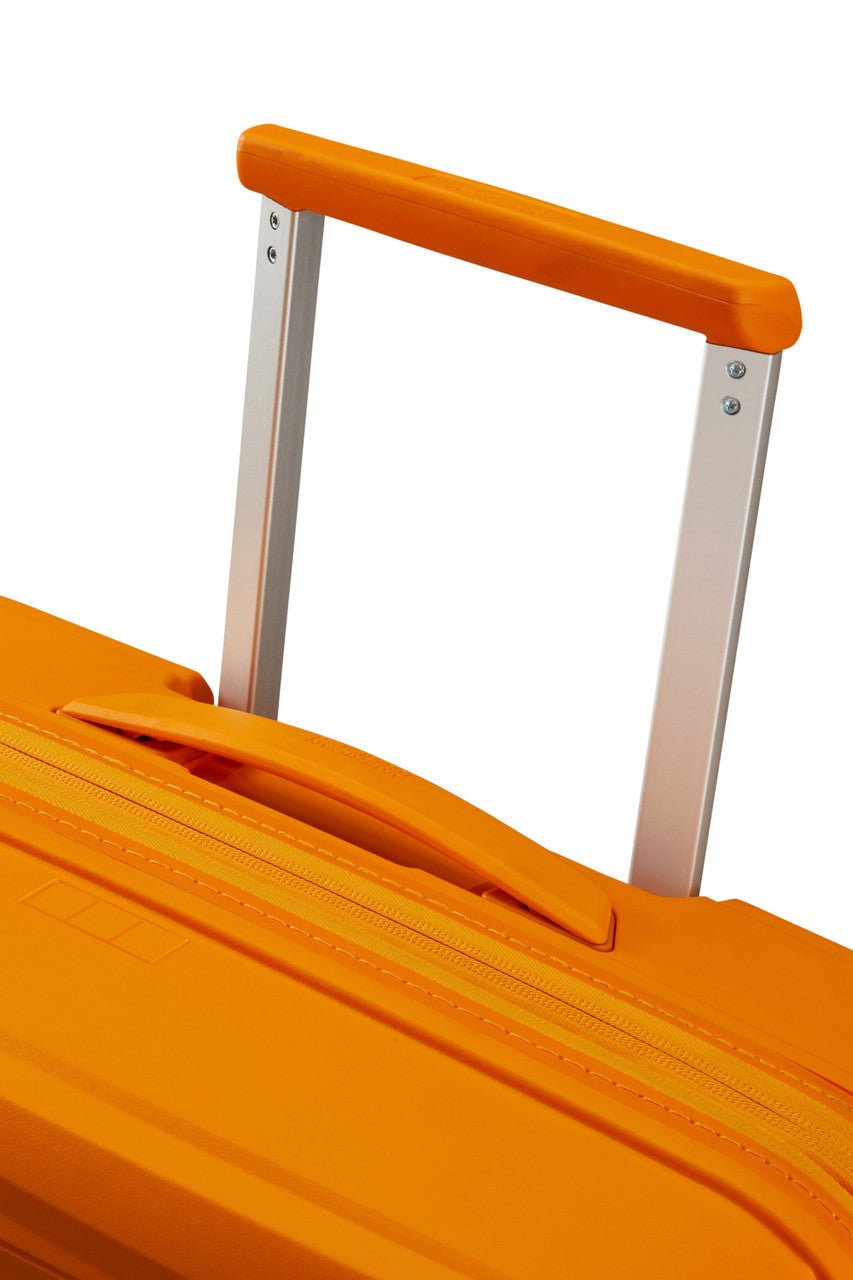 American Tourister FastForward Spinner Expandable 55cm - KaryKase