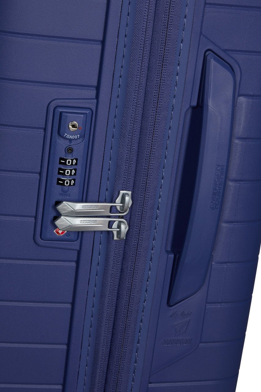 American Tourister FastForward Spinner Expandable 68cm - KaryKase