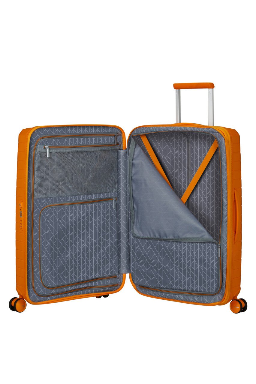 American Tourister FastForward Spinner Expandable 68cm - KaryKase