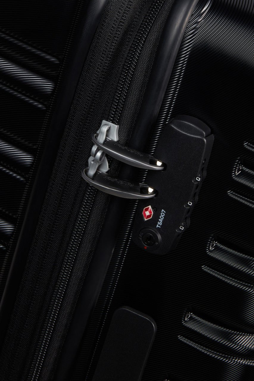American Tourister Flashline Spinner Expandable 78cm - KaryKase
