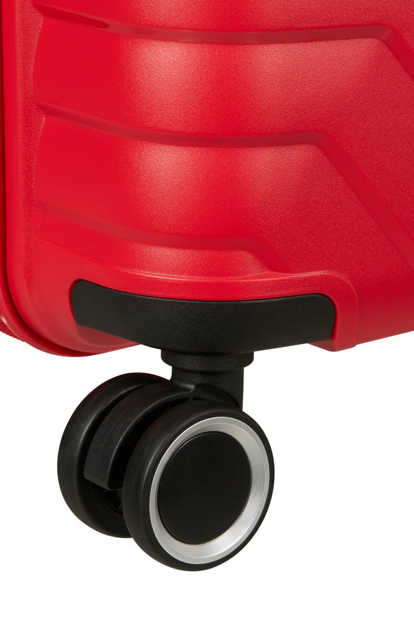 American Tourister Flytwist Spinner Expandable 67cm - KaryKase