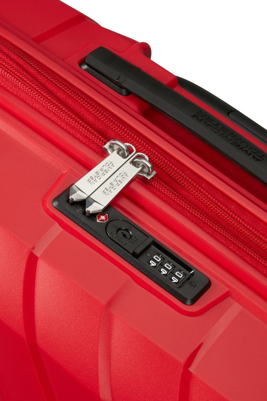 American Tourister Flytwist Spinner Expandable 67cm - KaryKase