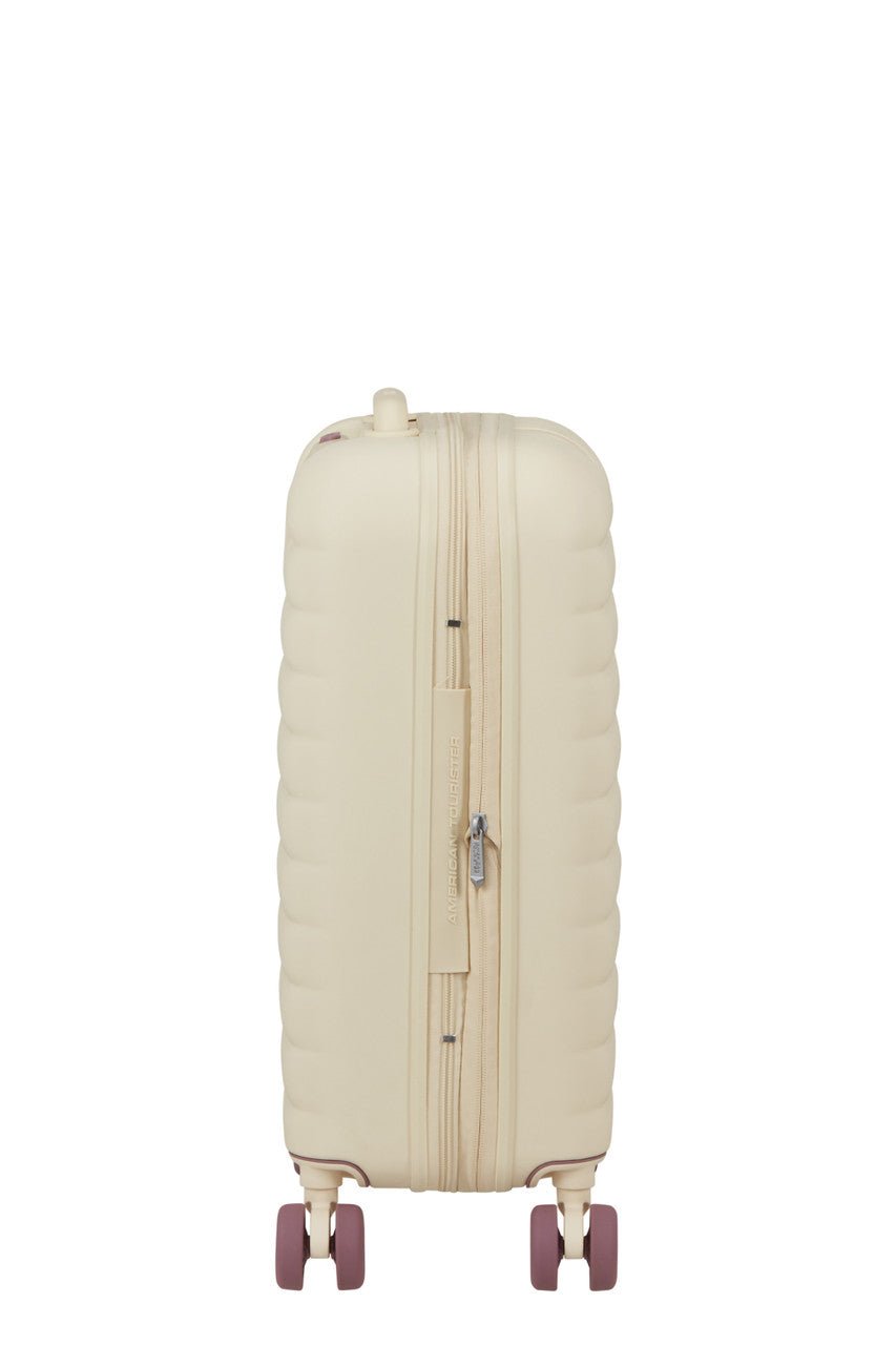 American Tourister Neovibe Expandable Spinner 55cm - KaryKase
