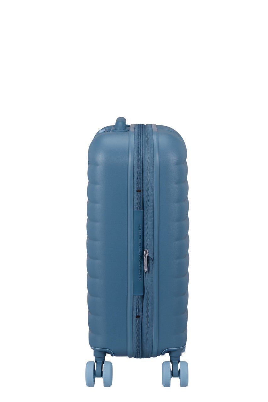 American Tourister Neovibe Expandable Spinner 55cm - KaryKase