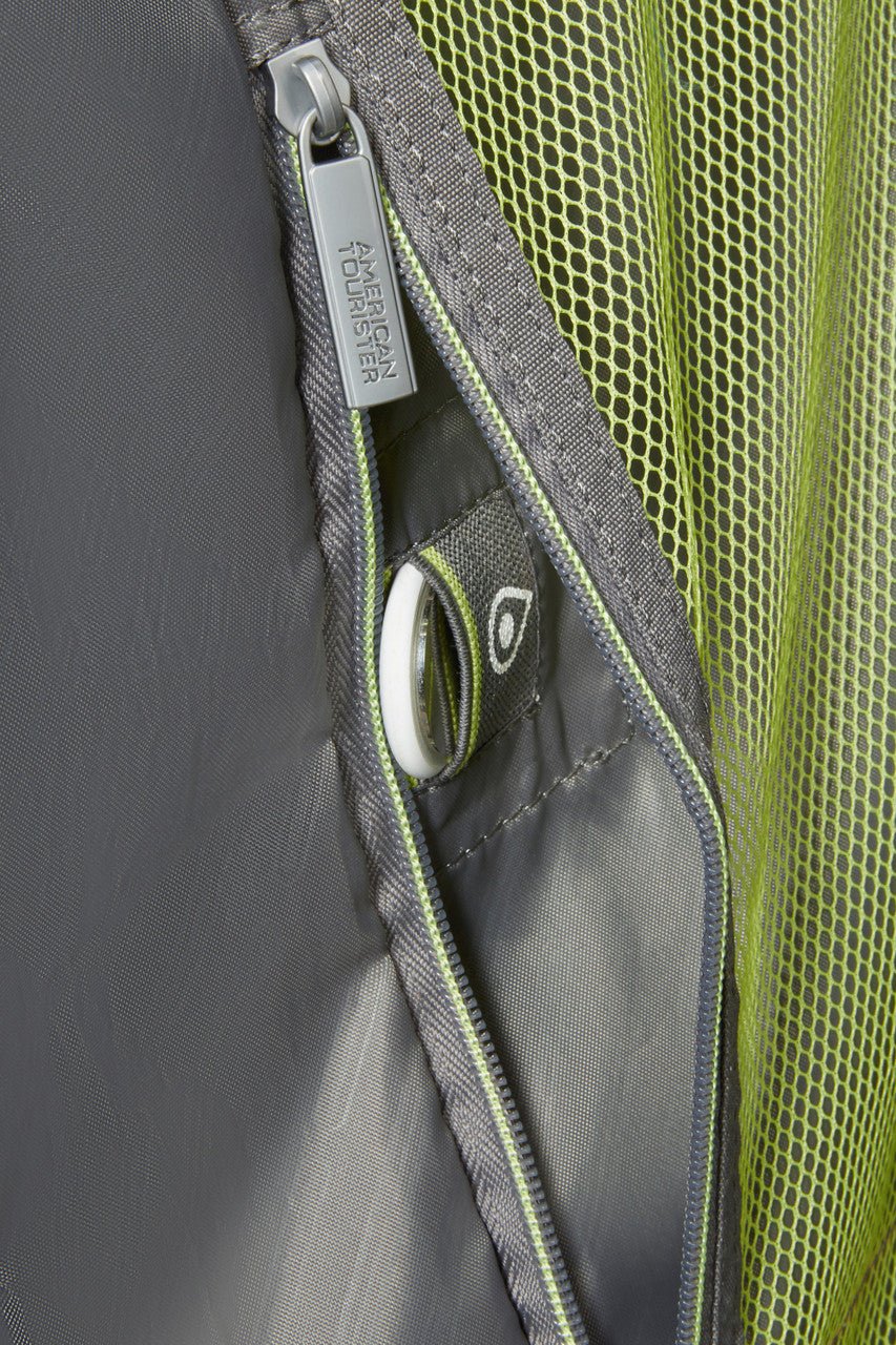 American Tourister Neovibe Expandable Spinner 67cm - KaryKase