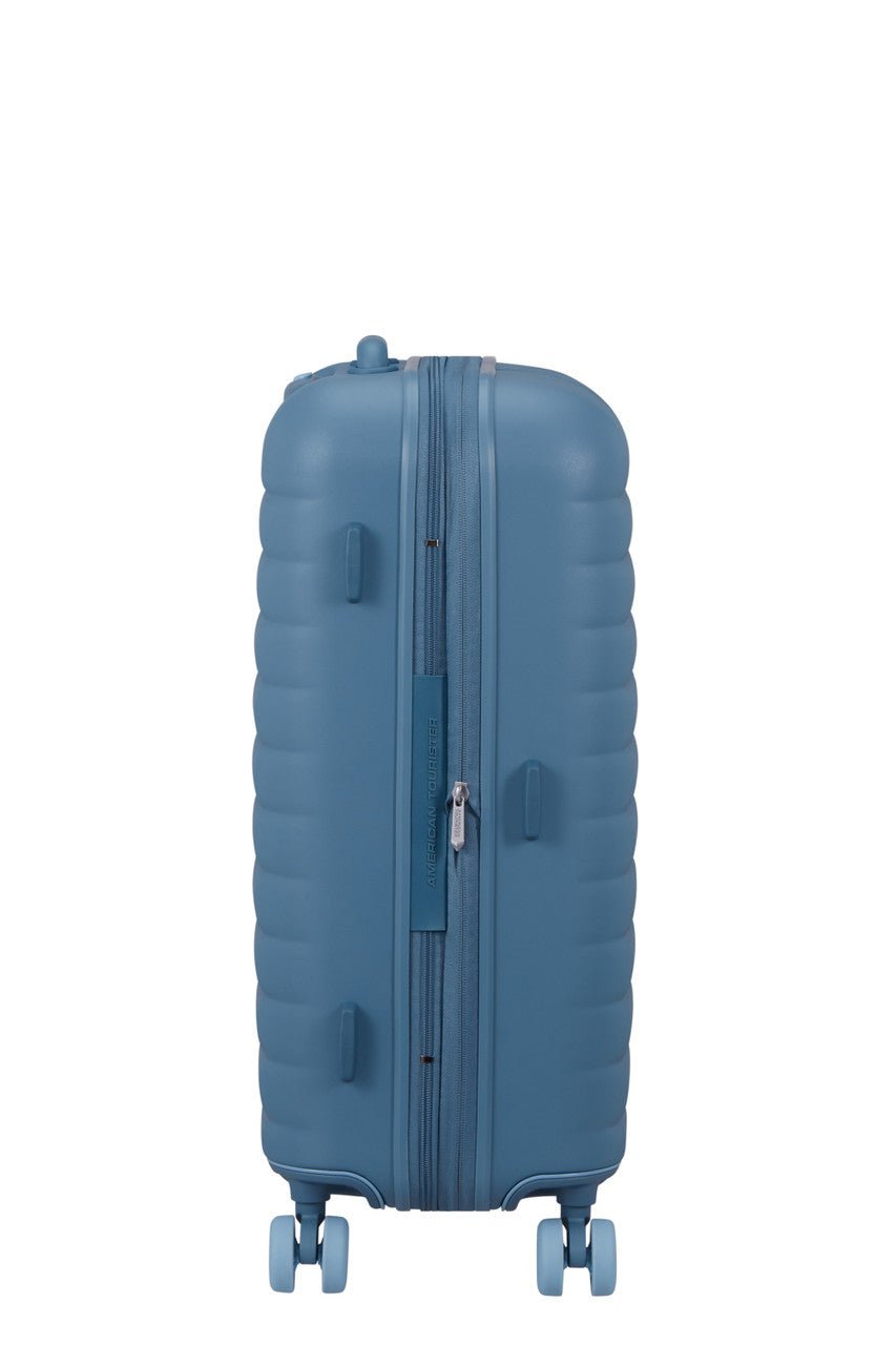 American Tourister Neovibe Expandable Spinner 67cm - KaryKase