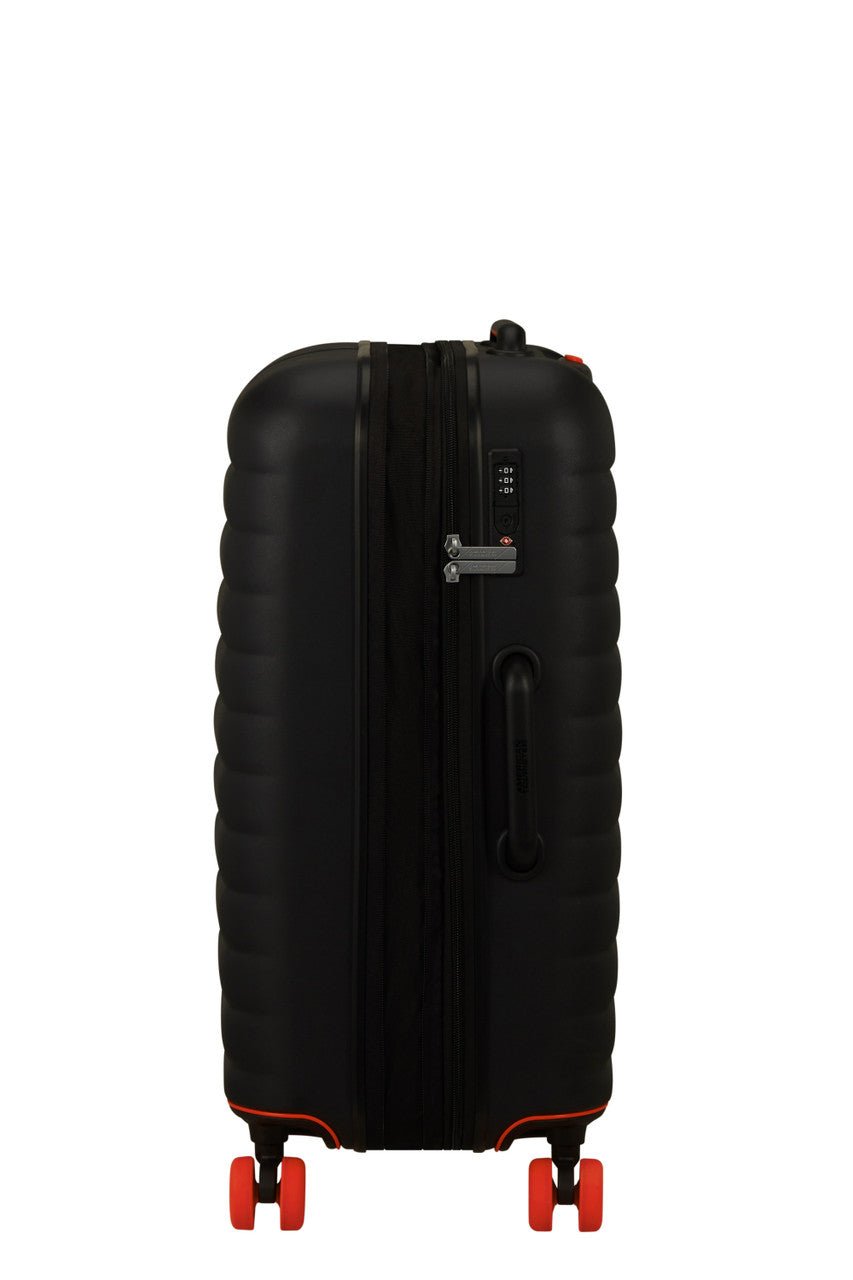 American Tourister Neovibe Expandable Spinner 67cm - KaryKase