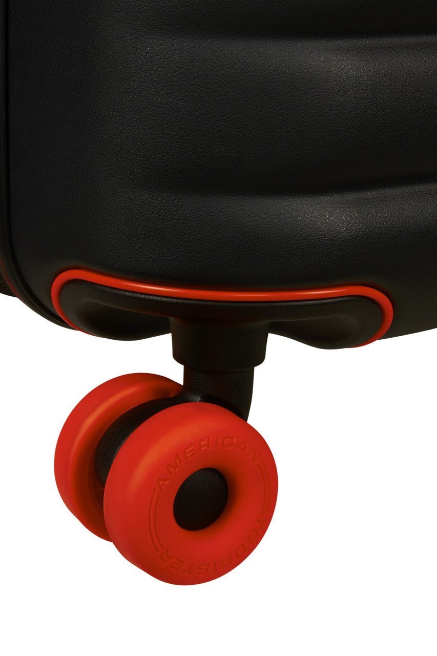 American Tourister Neovibe Expandable Spinner 67cm - KaryKase