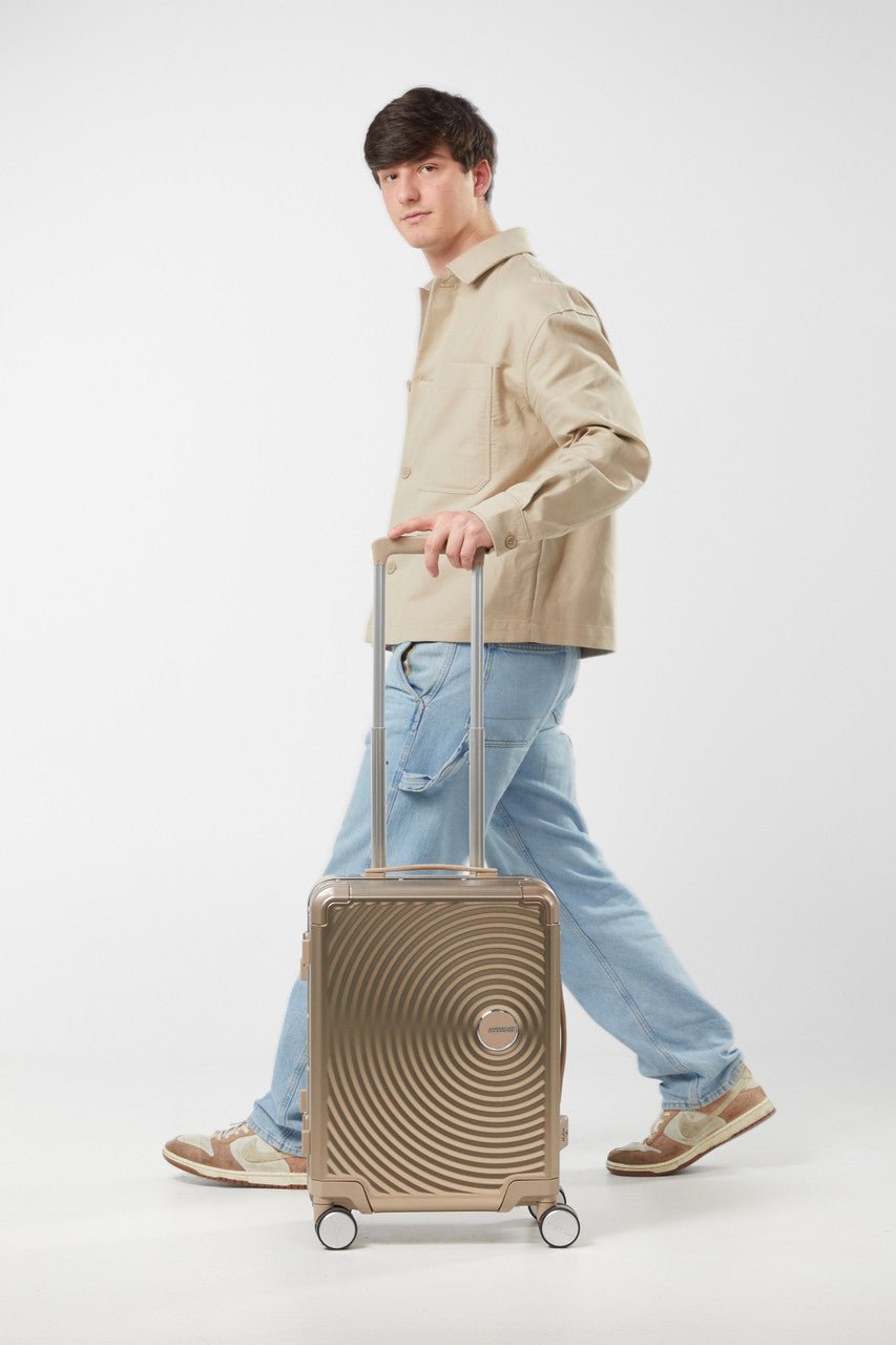 American Tourister Soundbox Alu Spinner TSA - KaryKase