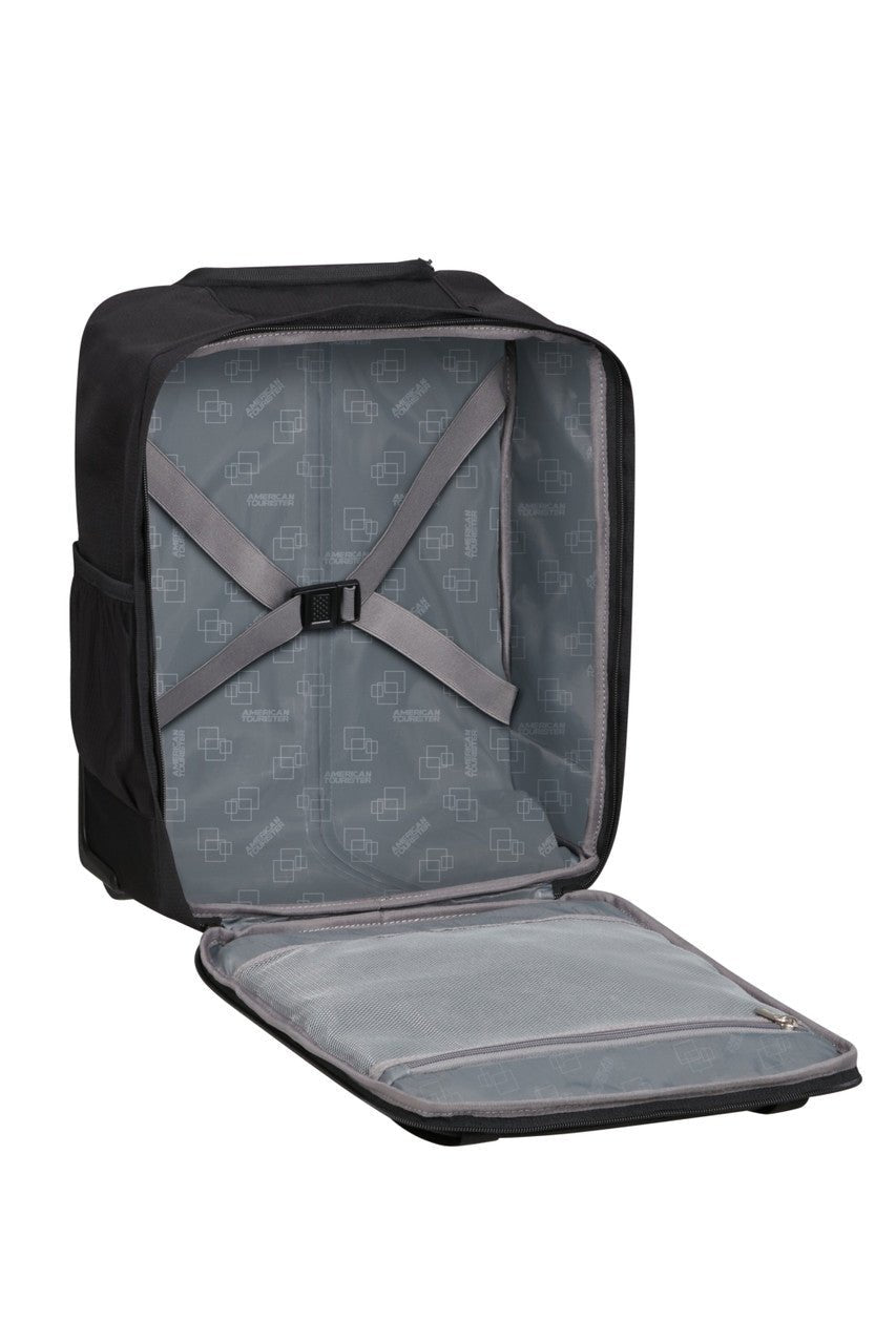 American Tourister Take2Cabin Backpack with Wheels S/M - KaryKase