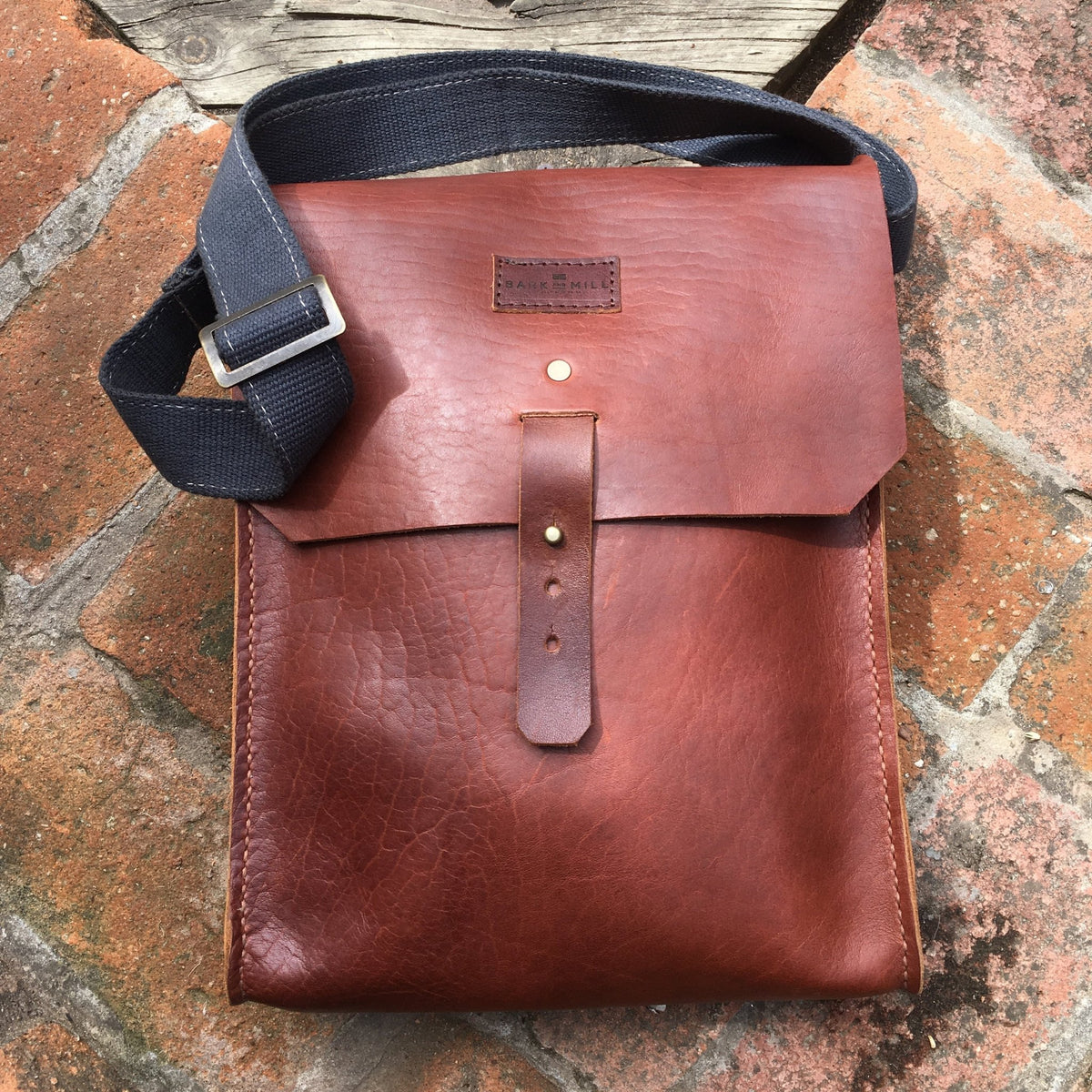 Bark & Mill The Courier - KaryKase