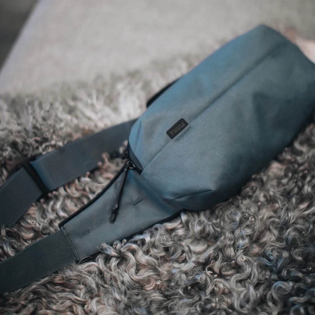 Thule Aion Sling Bag - KaryKase