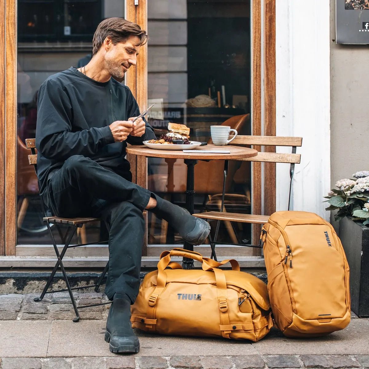 Thule Chasm Backpack 26L - KaryKase