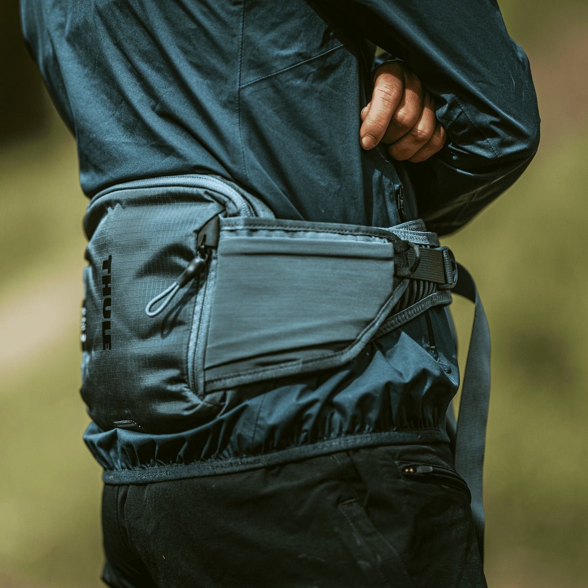 Thule Rail Hydration Hip Pack 0.5L | Faded Khaki - KaryKase