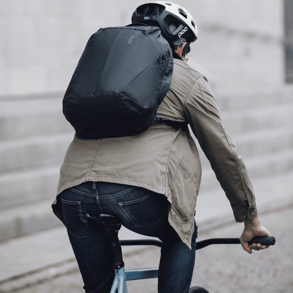 Thule Tact Backpack 21L | Black - KaryKase
