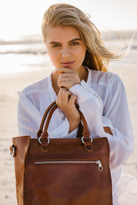 Zemp Bastille Grab and Go Handbag | Black - KaryKase